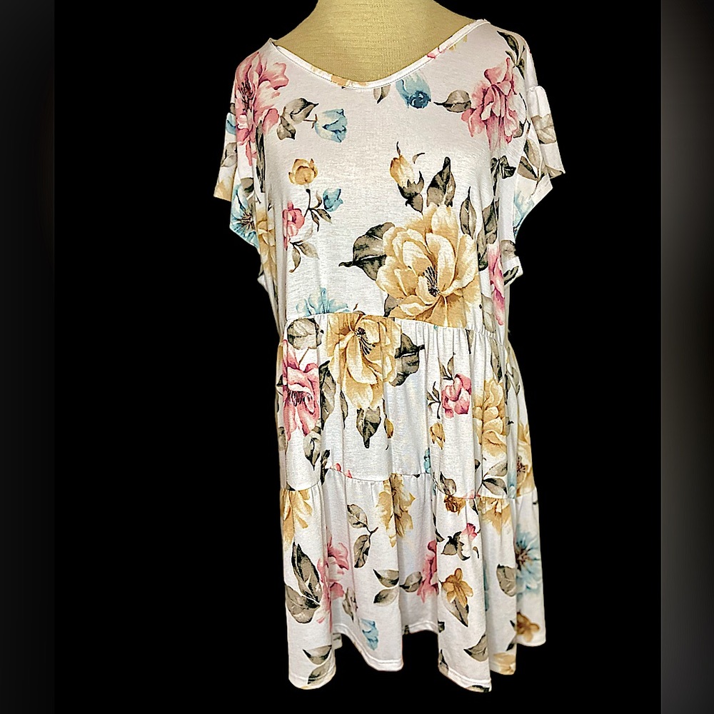 New Women’s Short-sleeve New N Forever Tunic Shirt
